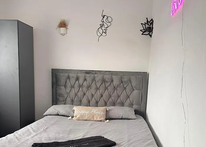 The Hideaway Home Bd5 - 2 Bed Lovely Modern House